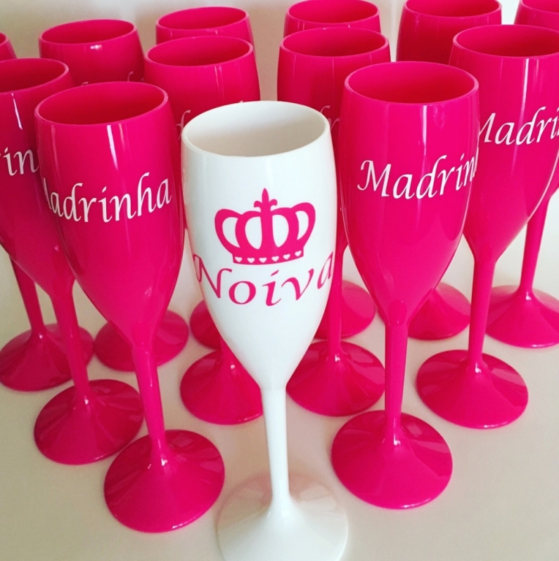 Distribuidor de Taças de Acrílico Personalizadas Barra Funda - Taças para Casamento Personalizadas